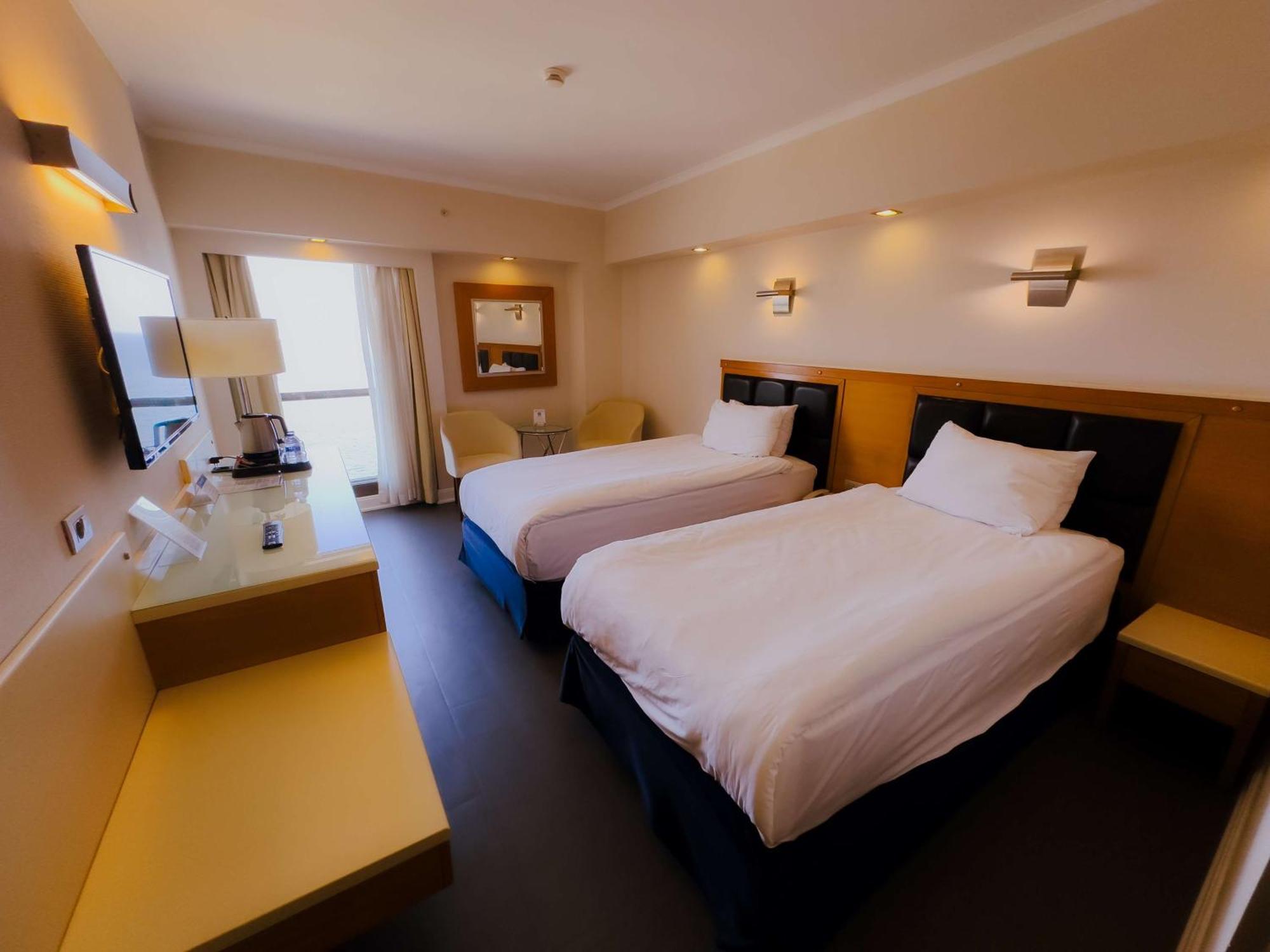 Best Western Plus Hotel Konak Измир Экстерьер фото