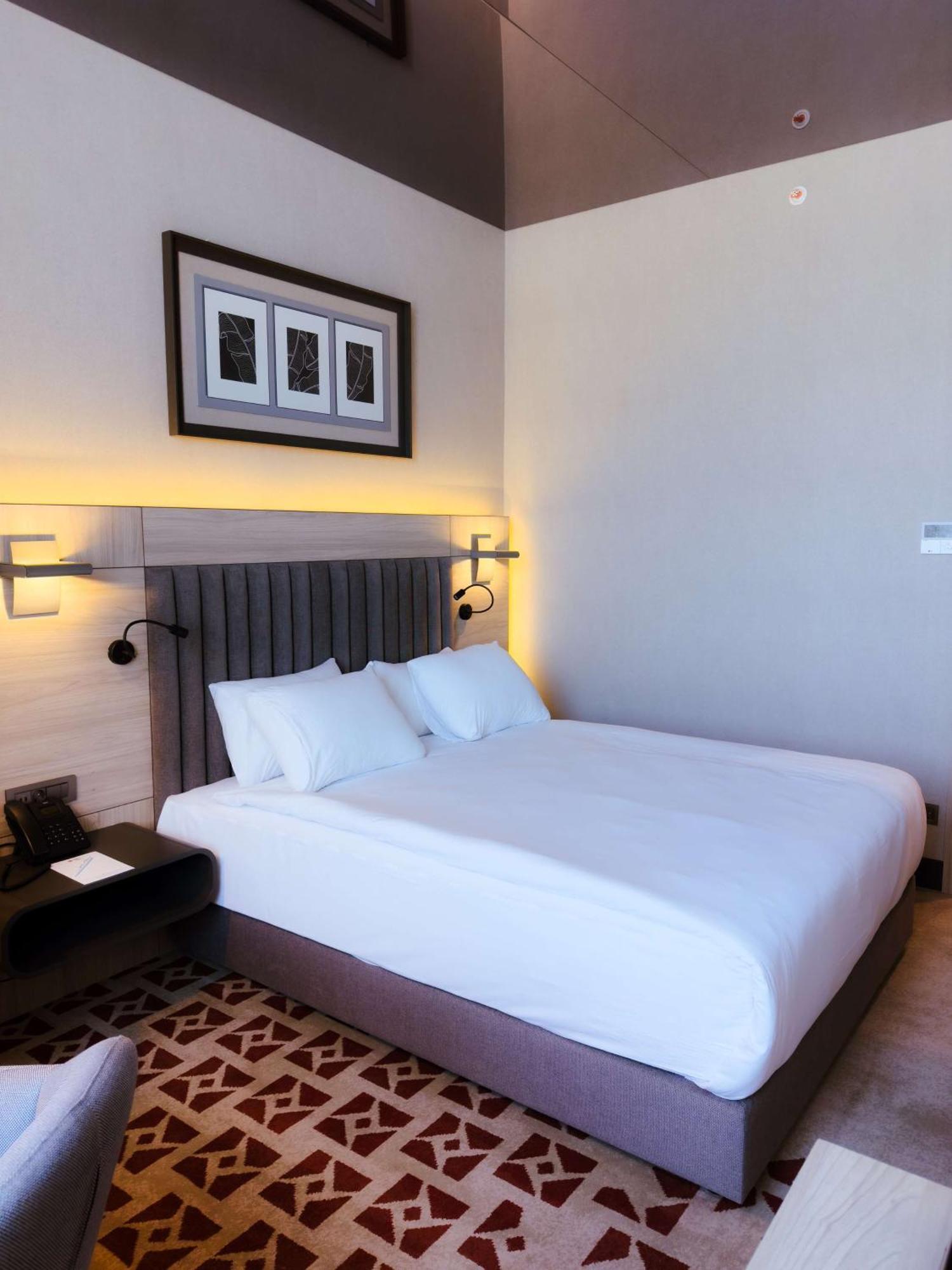 Best Western Plus Hotel Konak Измир Экстерьер фото