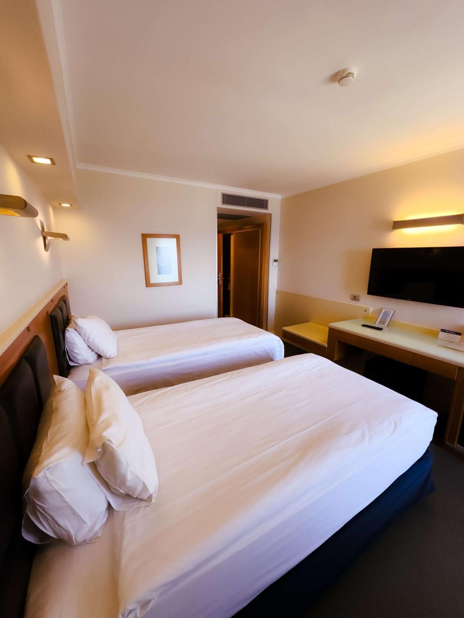 Best Western Plus Hotel Konak Измир Экстерьер фото